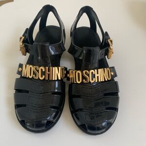 Moschino Jelly Sandals size 37. Worn once